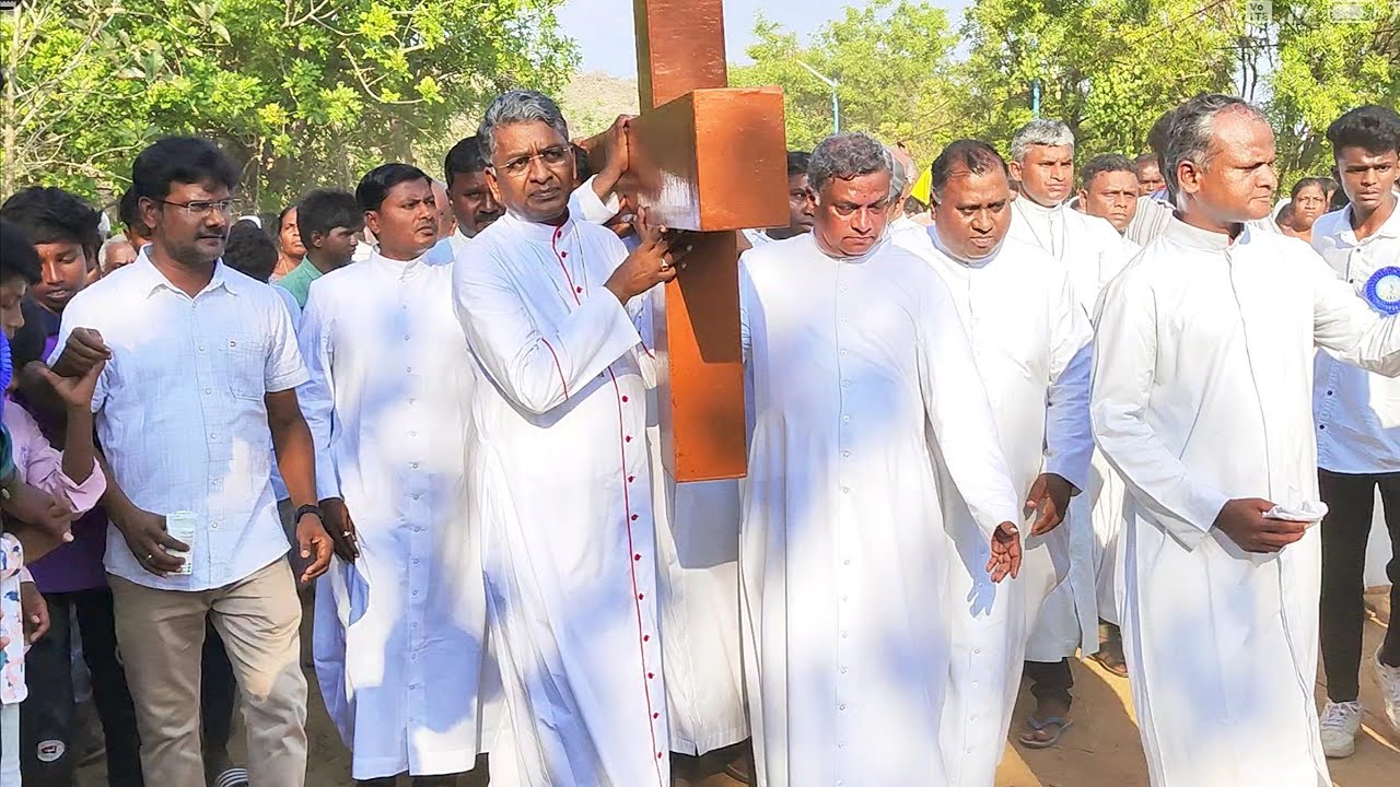 சேத்துப்பட்டு மாதாமலையில் மறைமாவட்ட அளவிலான தவக்கால திருச்சிலுவைப்பாதை 2025 | Way of the Cross