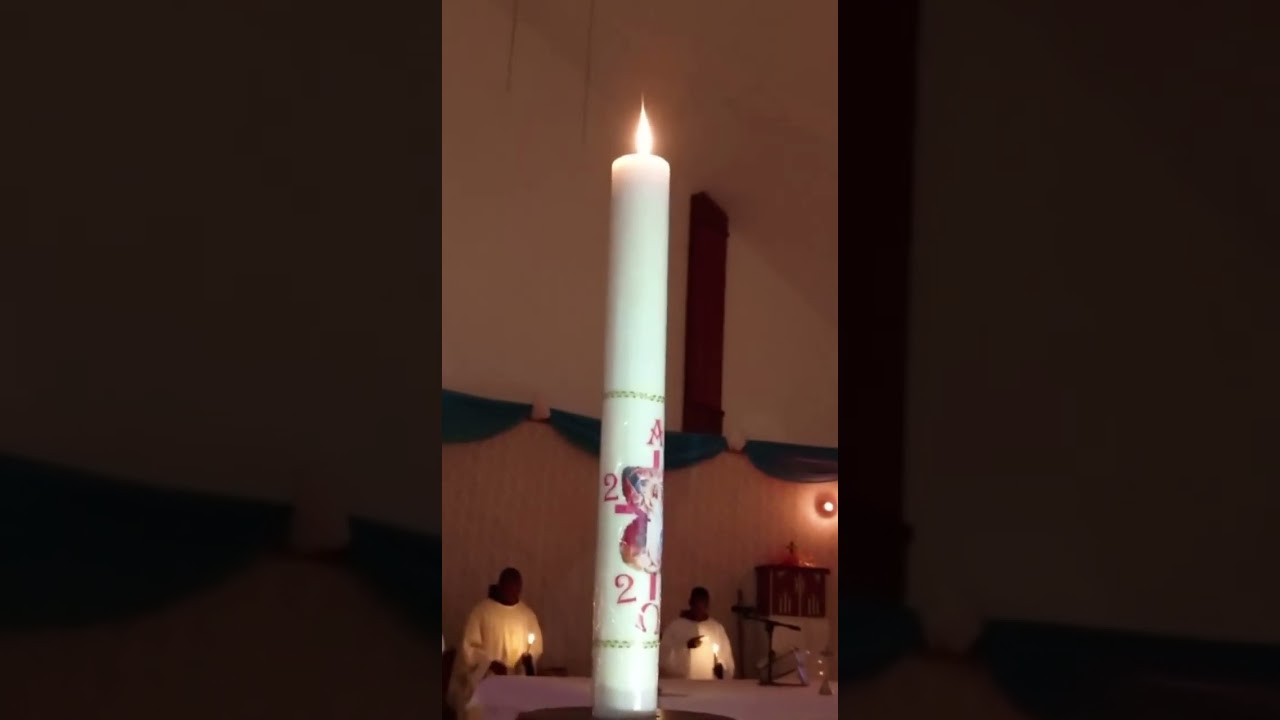 EXULTET PASCAL PAR LE FRÈRE CÉDRIC FRANCISCAIN OFM DRC