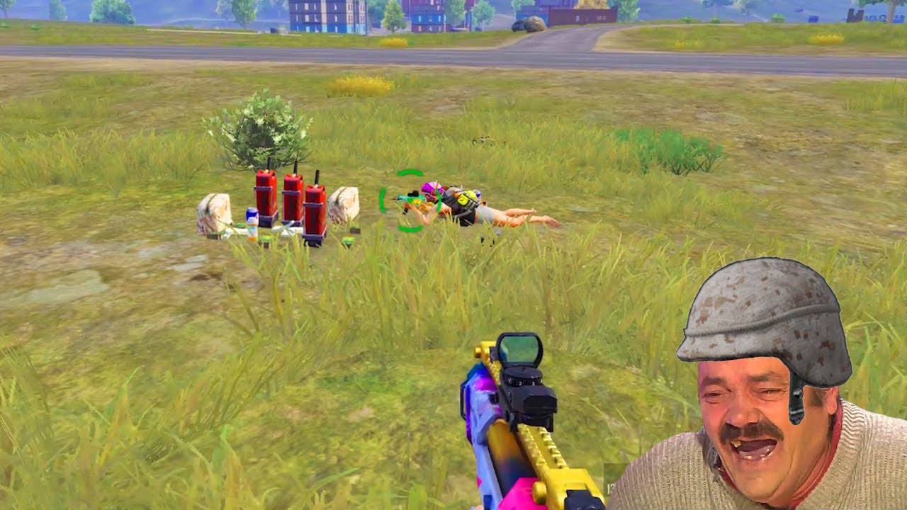 TROLLING SNAKE IN PUBG Mobile 😂😇