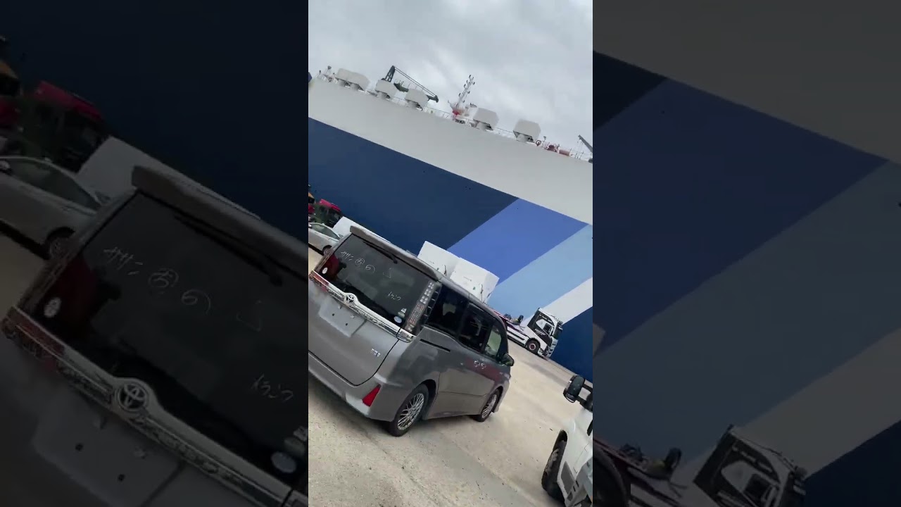 Uk‘s biggest cargo car shipping Southampton port