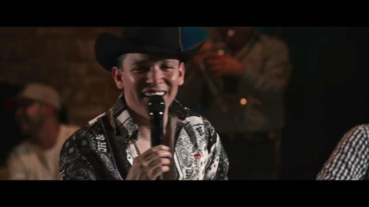 Javier Rosas y Su Artillería Pesada - Soy Hijo de Alfredo - Más Vivo Que En Vivo (Vol.3)