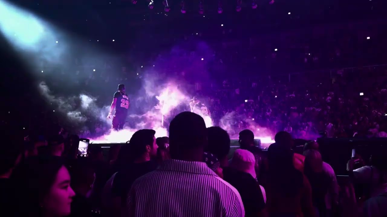 50 Cent part 3 live at the #UnitedCenter #thefinallaptour P.I.M.P plus more