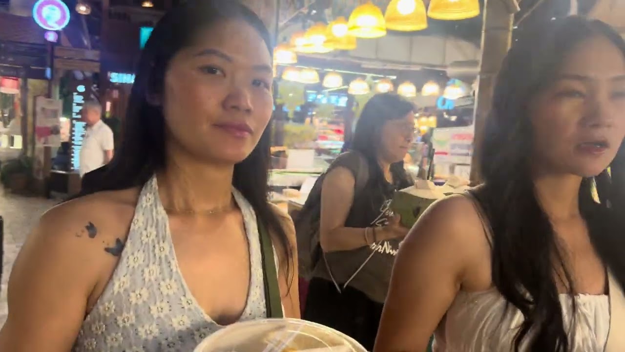 Icon Siam Food Court have the best food ever 😍 #lifestyle #youtube #video #trending #travel #vlog 