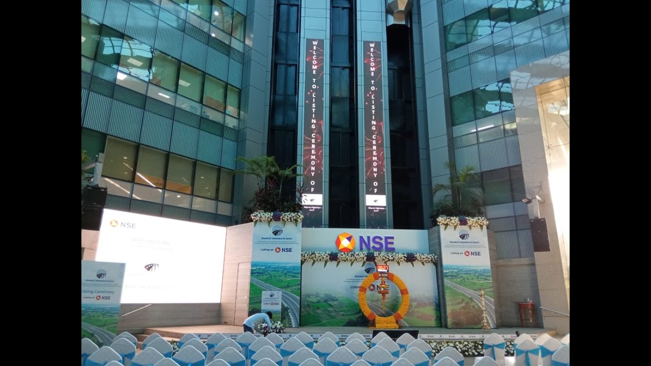Listing Ceremony of Bharat Highways InvIT