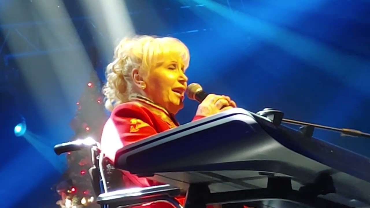 Vianočný popevok Marika Gombitová.                           18.12.2022