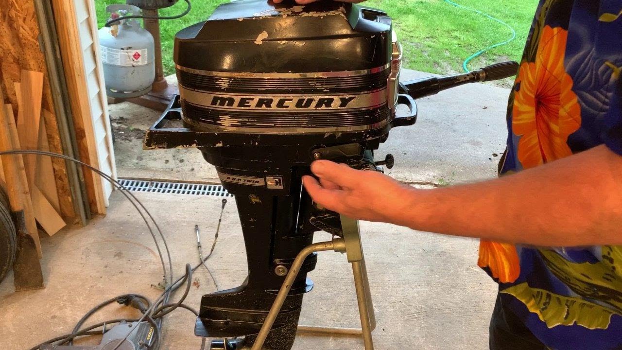 Mercury 6 hp outboard gets a new water pump new gear oil 1966 vintage Merc60 as good as it gets