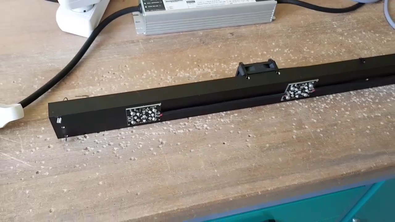 Présentation ISLED V4 - rail 1m spectre pure floraison