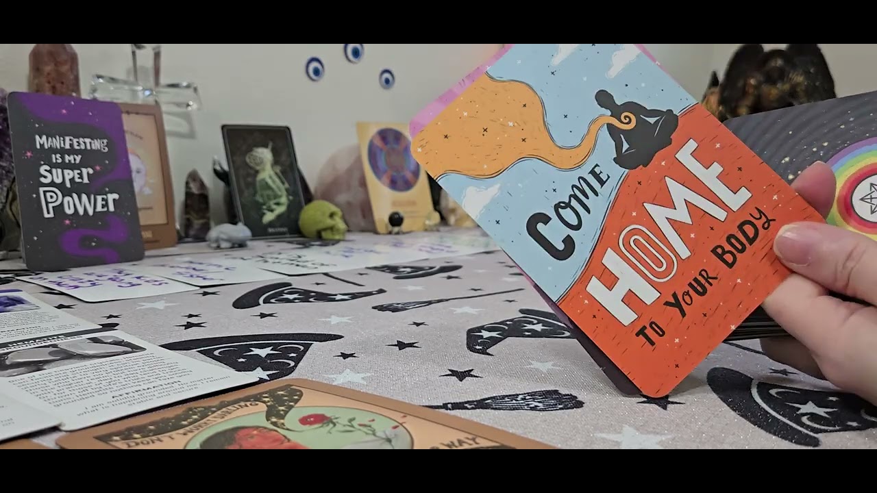 Весы ♎️ Все эти взгляды следят за мухой на стене, а ты, между прочим, всех их разоблачаешь 👀👀🤣🤣🤣