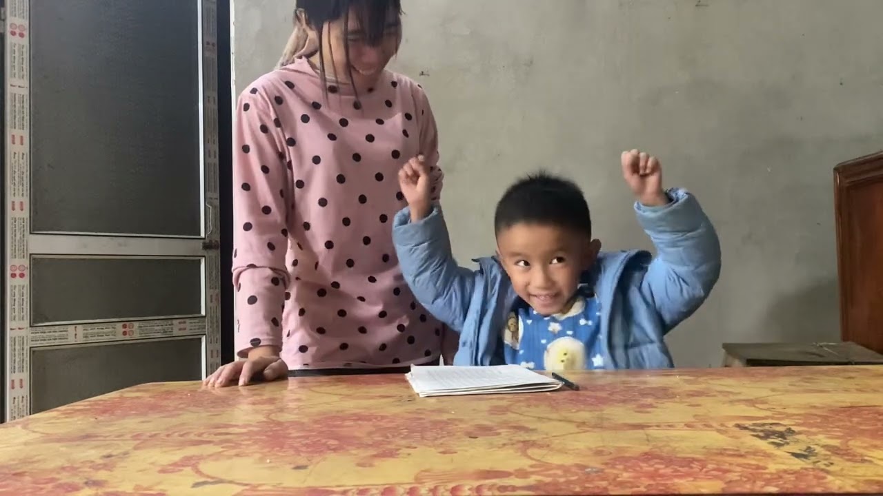 小邓准备带中国儿子在越南读书，也许会改变他的人生！