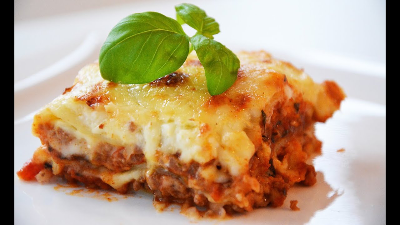 Best Lasagna Bolognese (with bechamel)