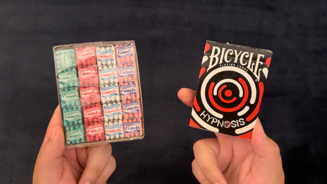 More Mexican Gum ~ Gum Chewing 'n' Solitaire (soft whispers) ~ ASMR Solitaire #687