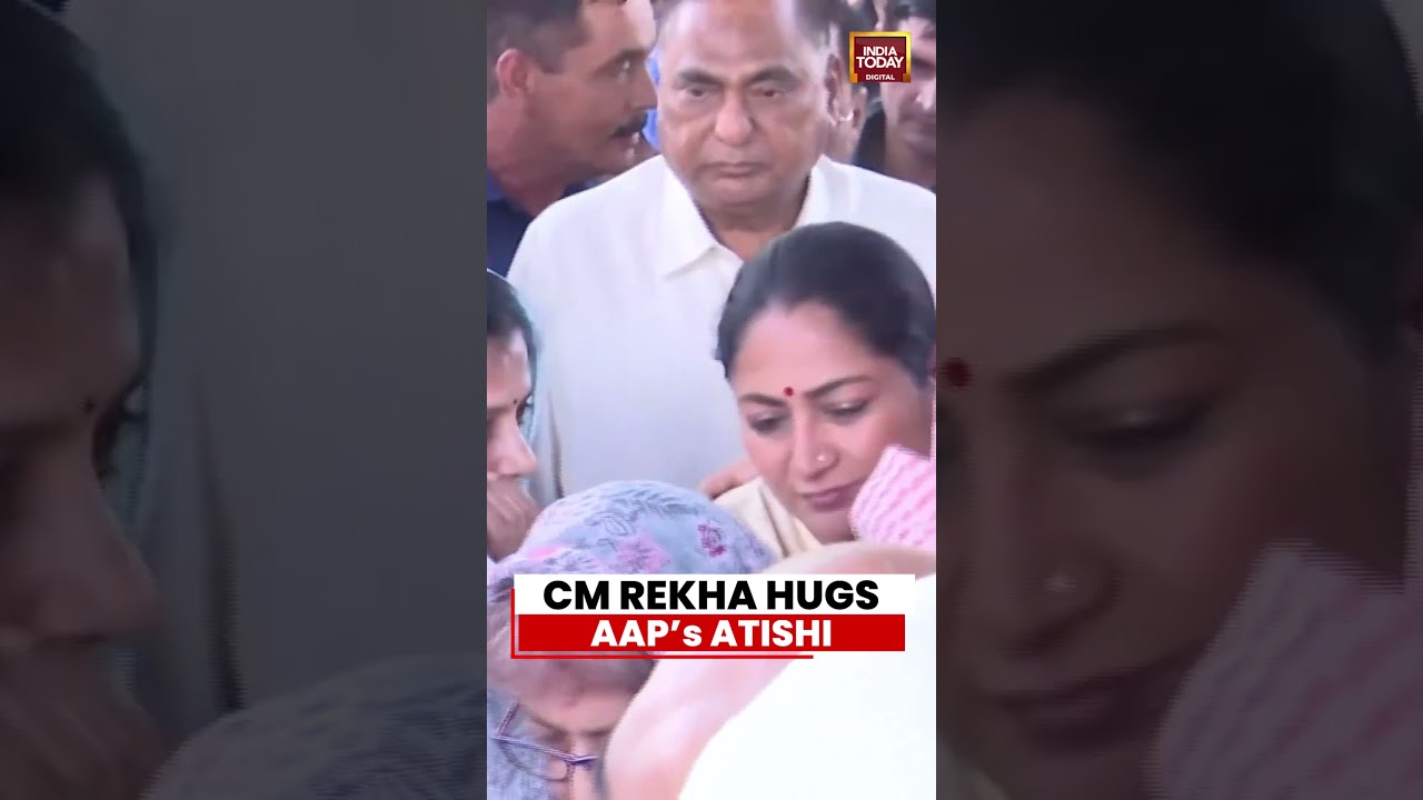 Rekha Gupta Hugs Atishi at Vijay Singh&rsquo;s Funeral, Emotional Moment in Delhi #BJP #AAP #rekhagupta