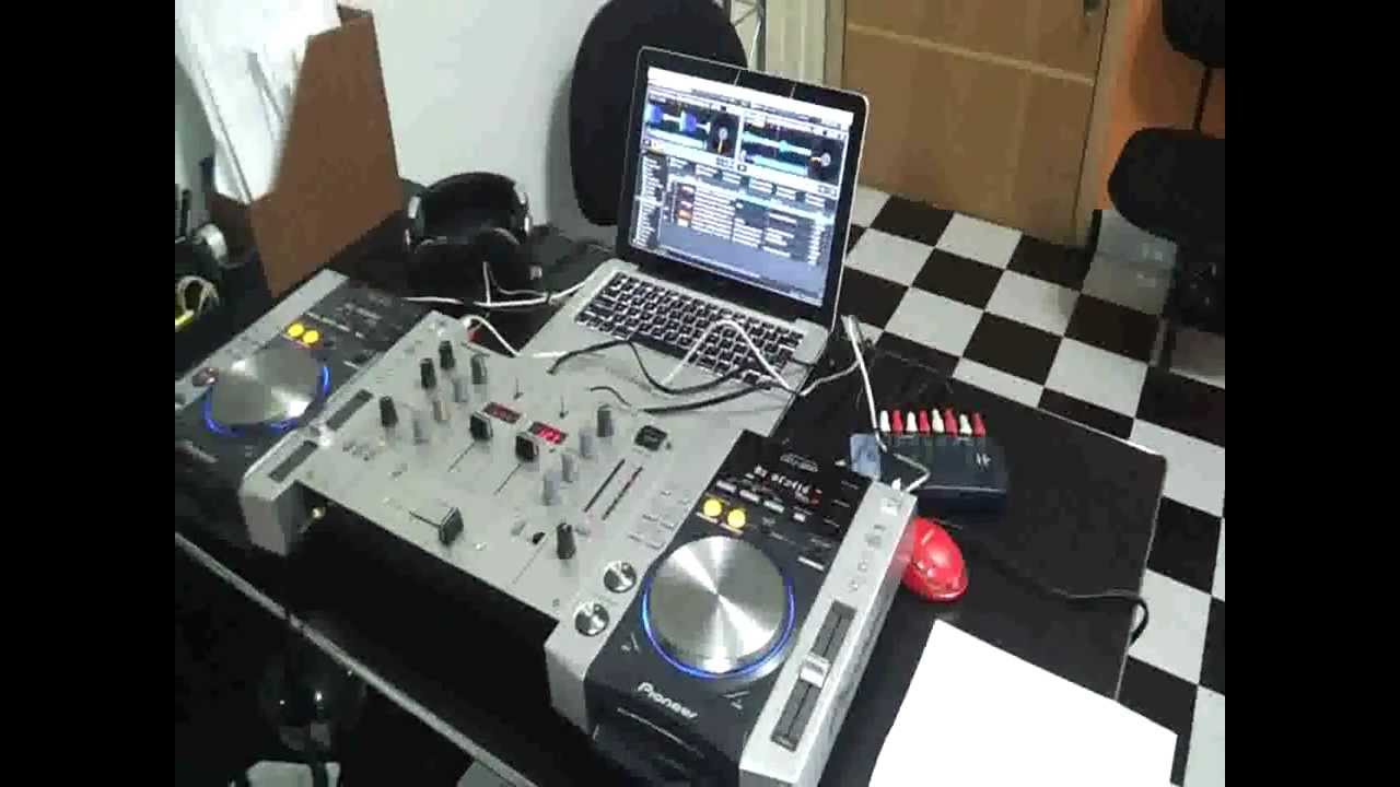 Teste de Funcionalidade Maya 44 Usb + Traktor Scratch Pro 2.1 www.virtualmusic.com.br