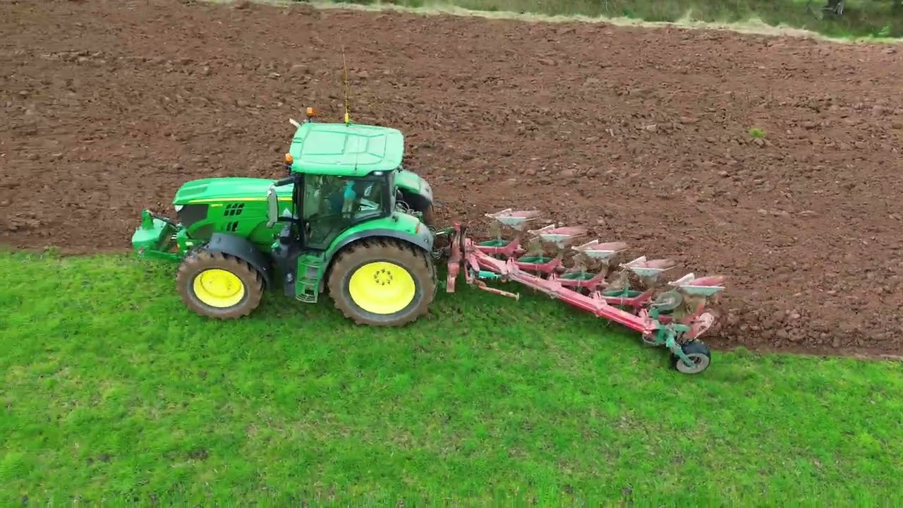 Ploughing in the Black Mountains, John Deere 6155R and reversable plough filmed in 4k cinematic