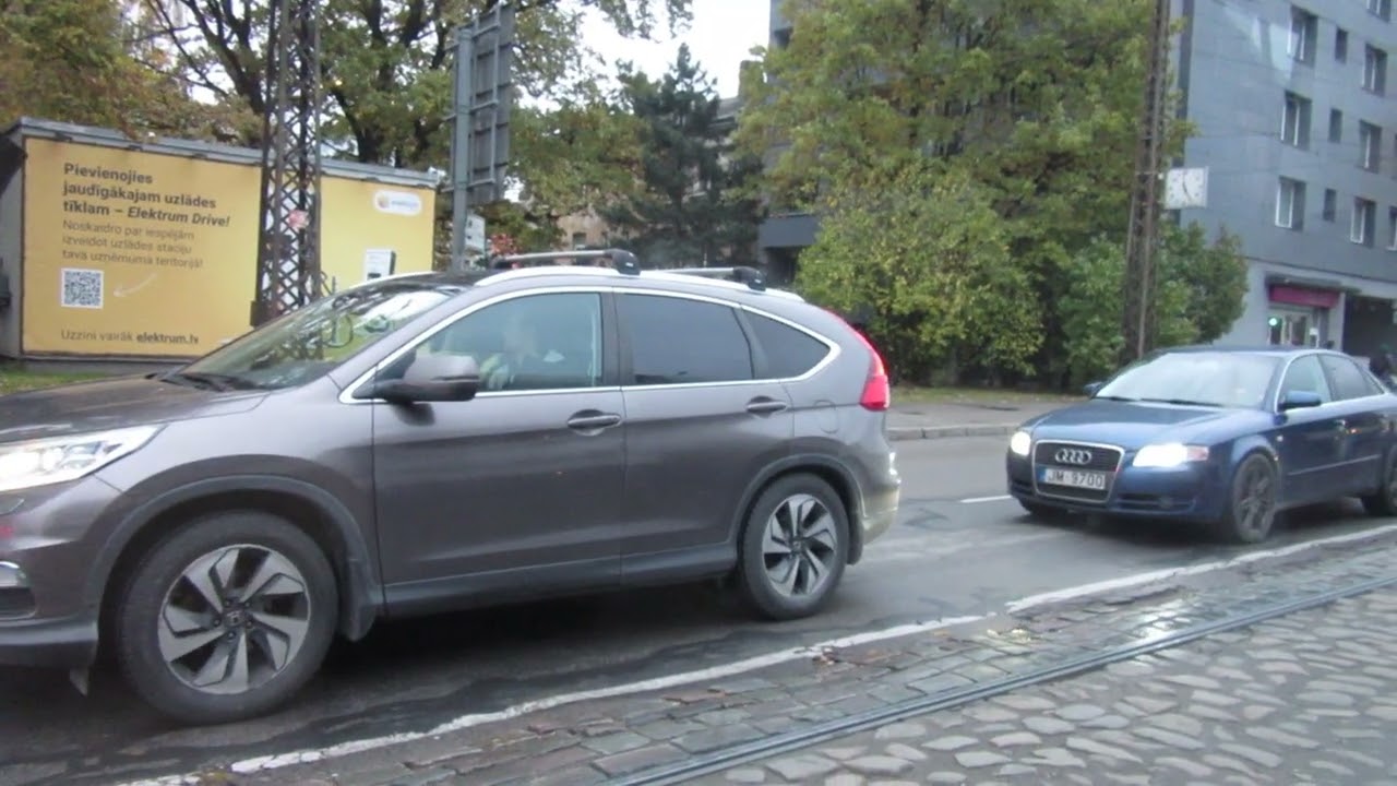 [RS] Škoda 15T1 58033 (1. tramvajs)