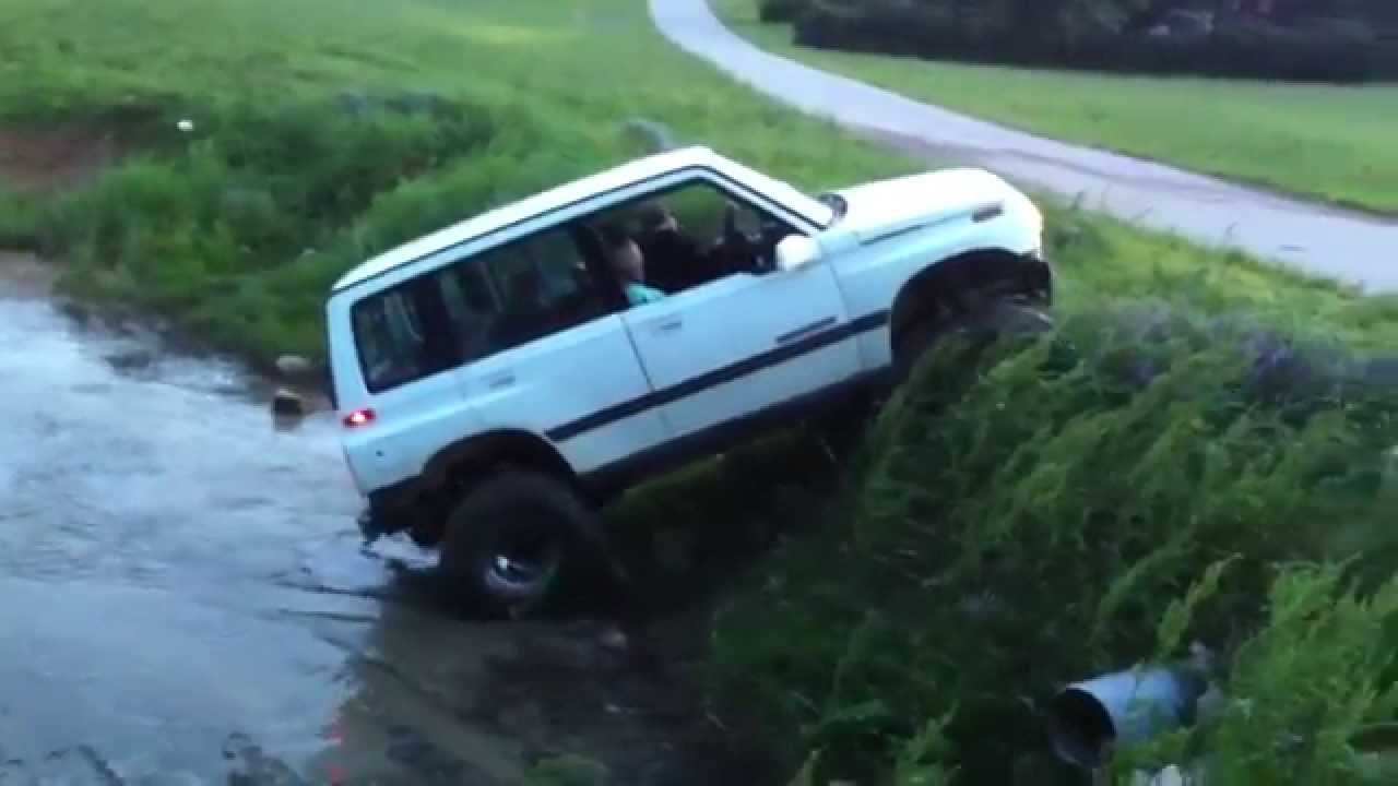 lifted suzuki sidekick offroad