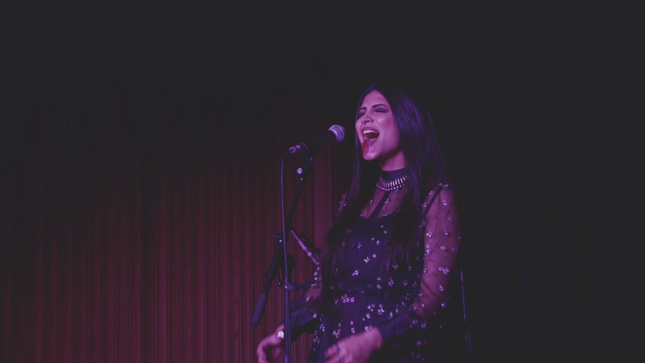 Shruti Haasan - Wash Me Away (Live at Laylow) [London UK].