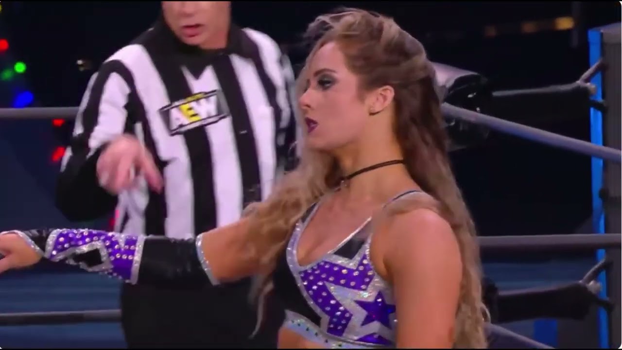 Jazmin Allure Tap Out
