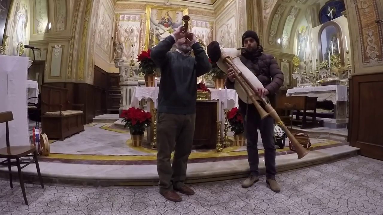 Zampogna e ciaramella: novena a Gesù bambino.