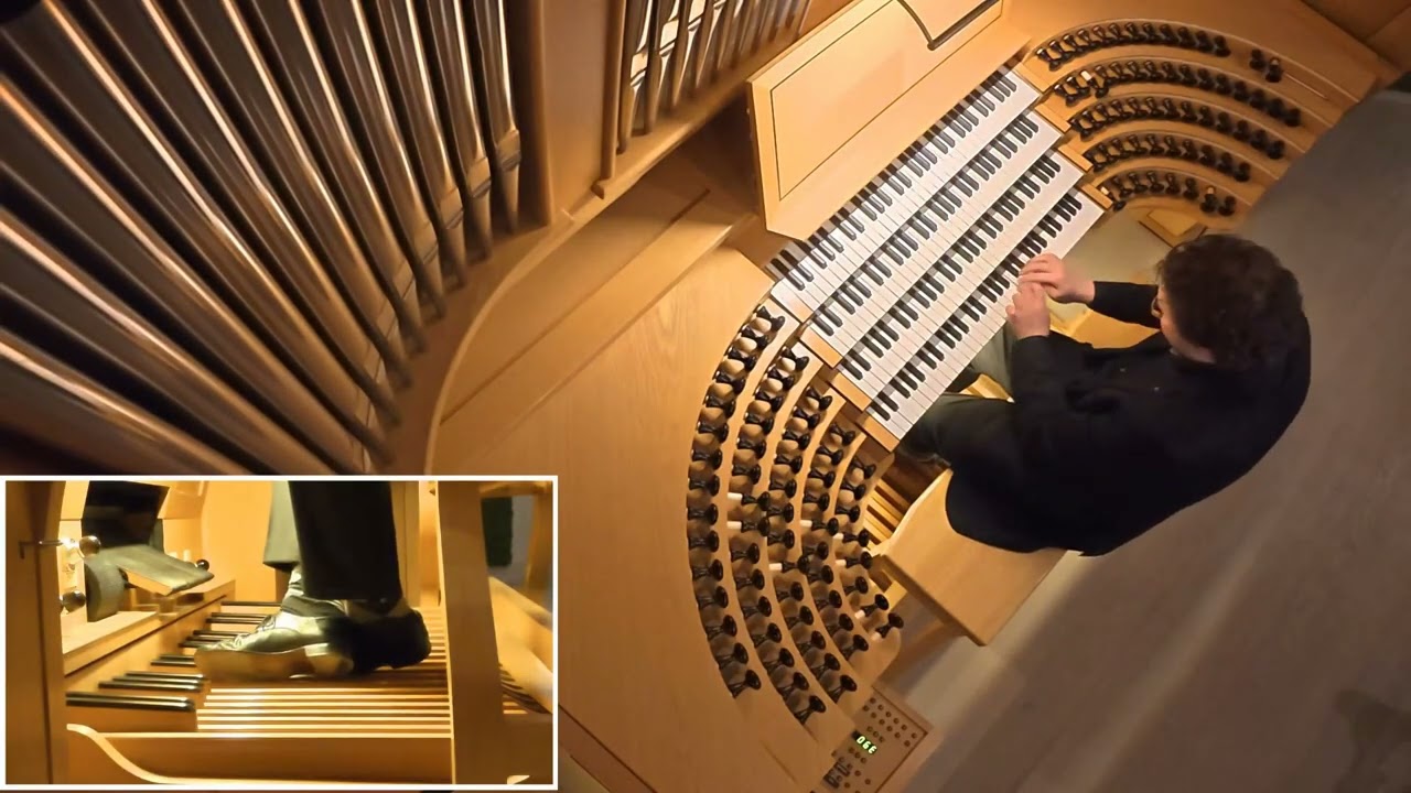 Kuechler-Blessing: Improvisation with the sounds of the Furtwaengler / Rieger organ at Auenkirche
