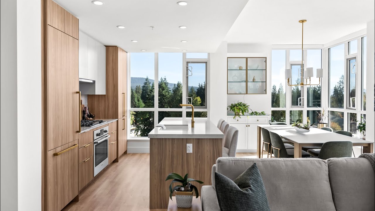3 Bedroom Corner Home | Parkside Lynn Valley Condo for Sale | North Vancouver Luxury Living