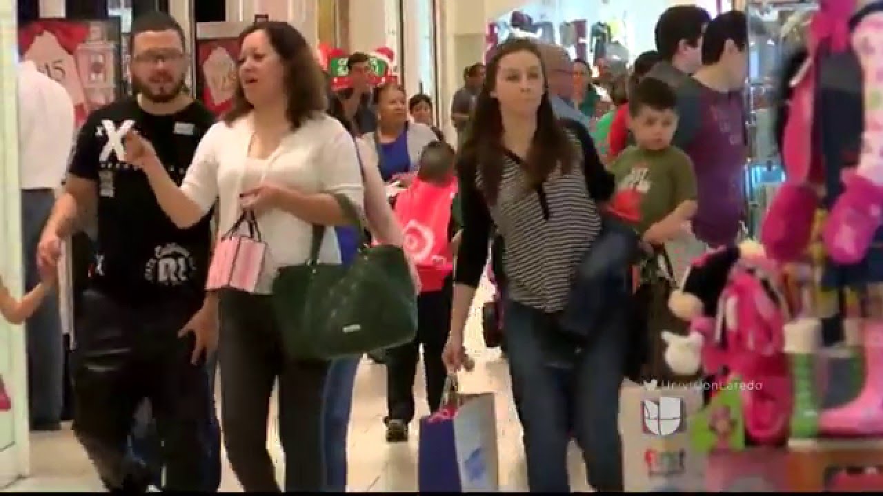 Miguel Amante y Marlene Guzman - Compras Navide&ntilde;as de &Uacute;ltimo Minuto