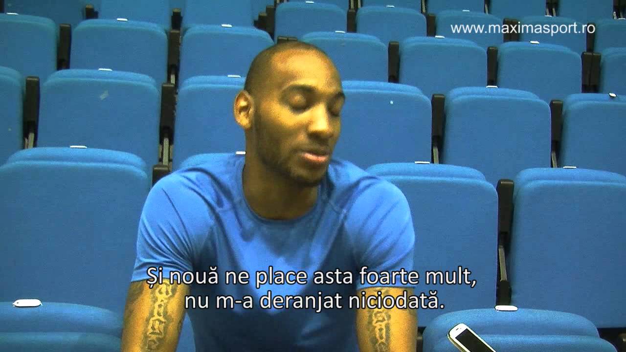 Interviu cu Travis Bureau, cel mai spectaculos baschetbalist din Rom&acirc;nia
