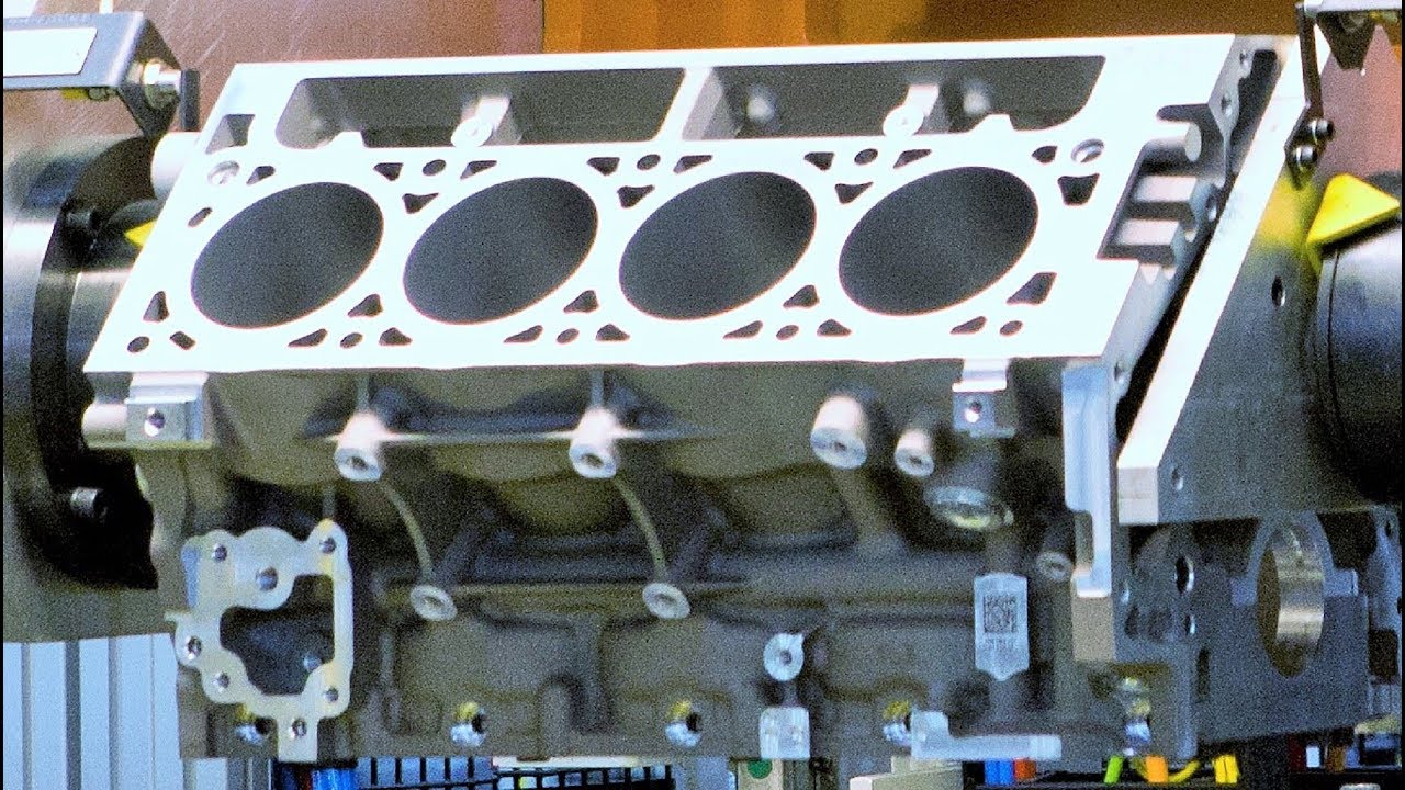GM V6 and V8 Engines Assembly