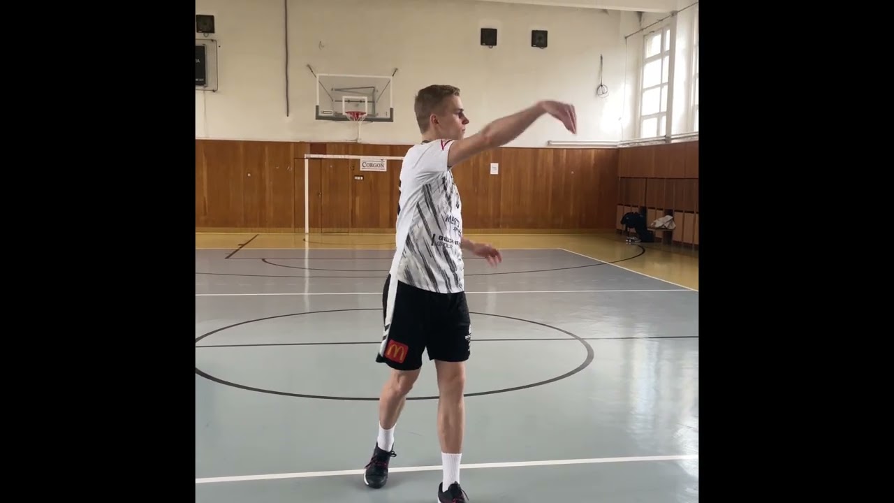3.) Prihrávky - Hádzaná
