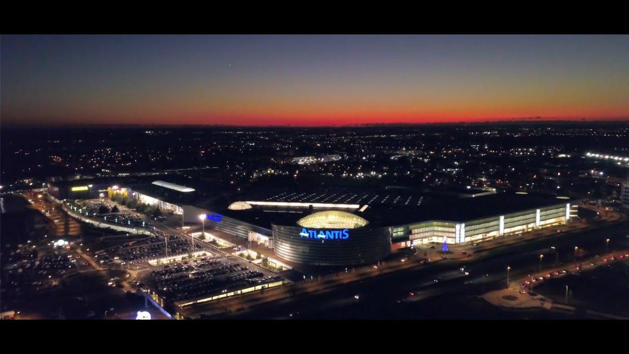 Nantes : impressionnante centrale photovoltaïque au centre commercial E.Leclerc Atlantis