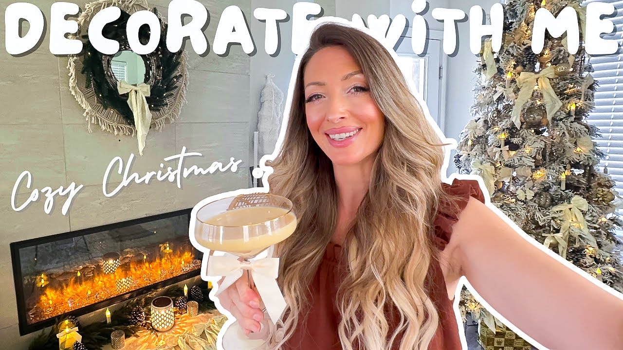 Creating a Cozy Woodland Christmas | Flocked Tree & Winter Tablescape
