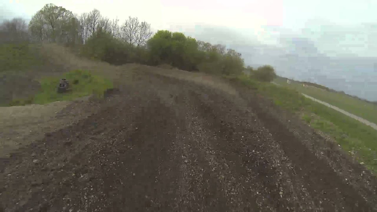 1 Runde auf der Motocrossstrecke des MSC-Freisinger Bär