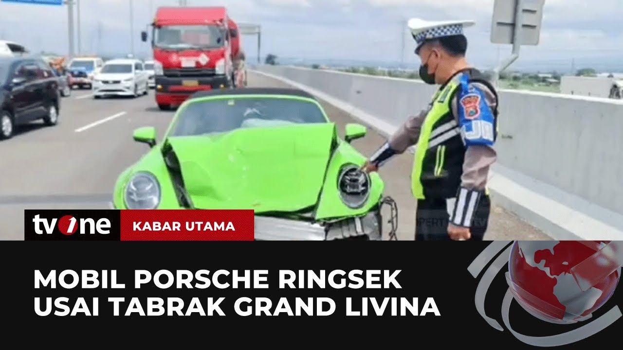 Ugal-ugalan, Mobil Porsche Tabrak Minibus di Tol Porong Sidoarjo hingga Ringsek | Kabar Utama tvOne