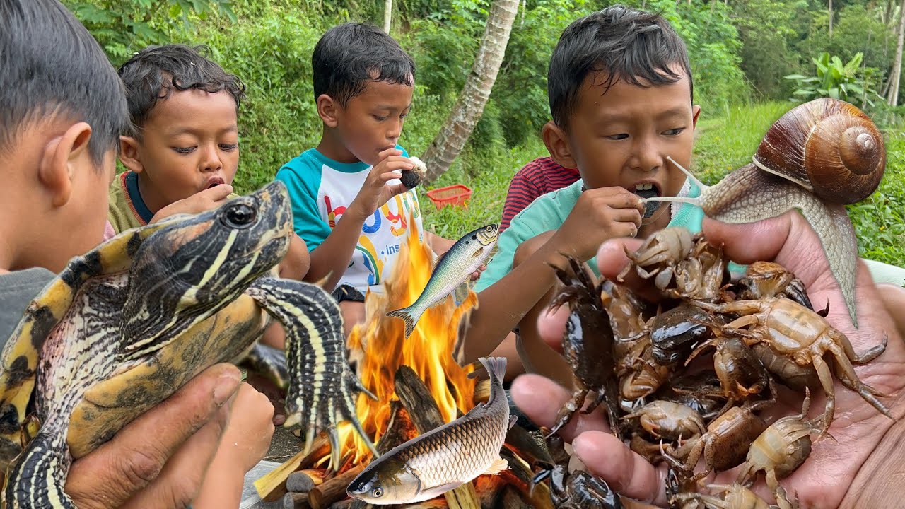 Cooking our hunt with the kids‼️catch turtle, fish, snail, crab
