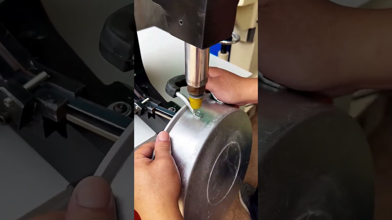 Aluminum pot handle fixed rivets process- Good tools and machinery make work easy