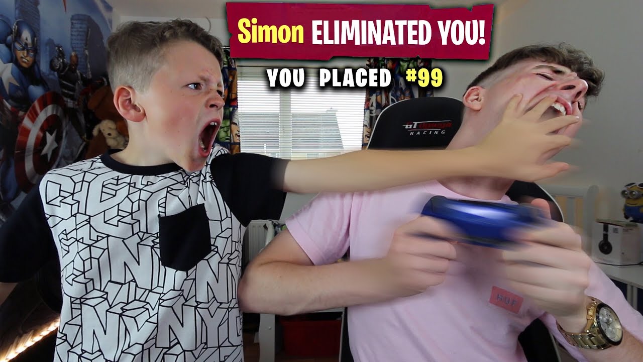 Kid Teaches Big Brother How to Play Fortnite... [GOES WRONG!]