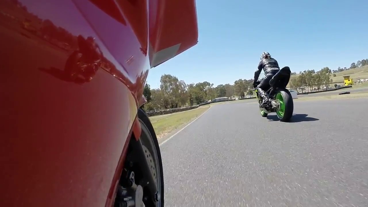 HONDA VFR750 RC36