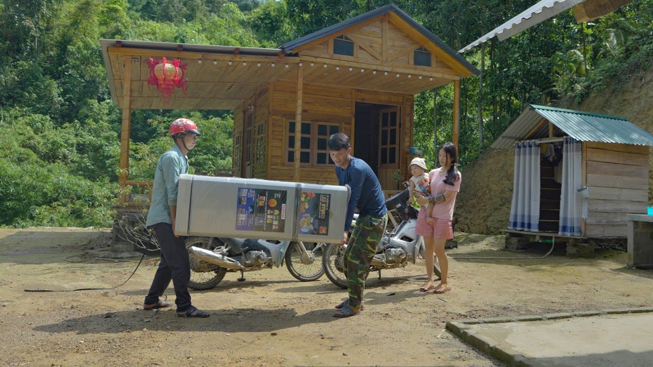 DUONG & BINH were very happy with this wonderful gift. We collected a lot of eggs together.