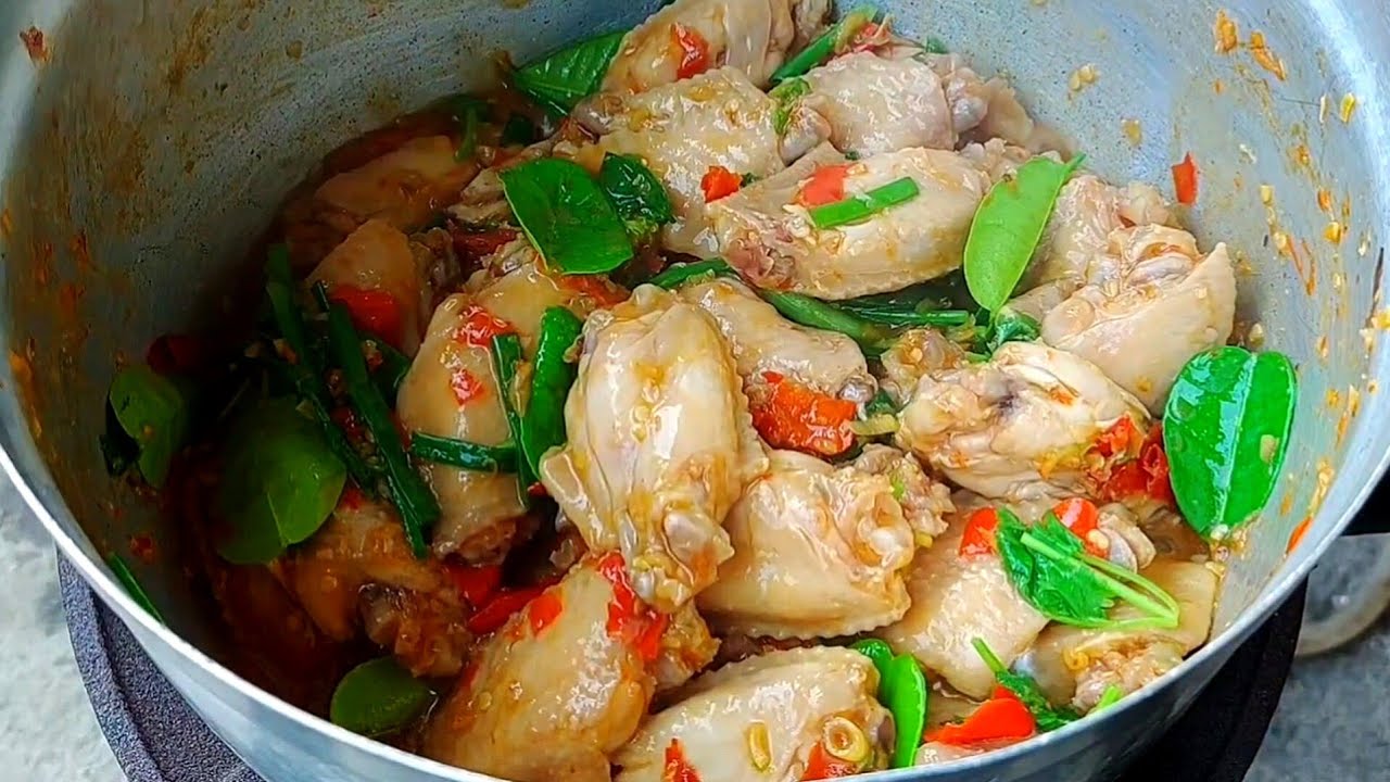 เด็ดแซ่บมาก ข้าวหมดหม้อ ปีกไก่สมุนไพร เมนูนี้ไม่ใช้น้ำมัน หอมอร่อยเข้มข้น กับข้าวกับแกล้มได้หมด
