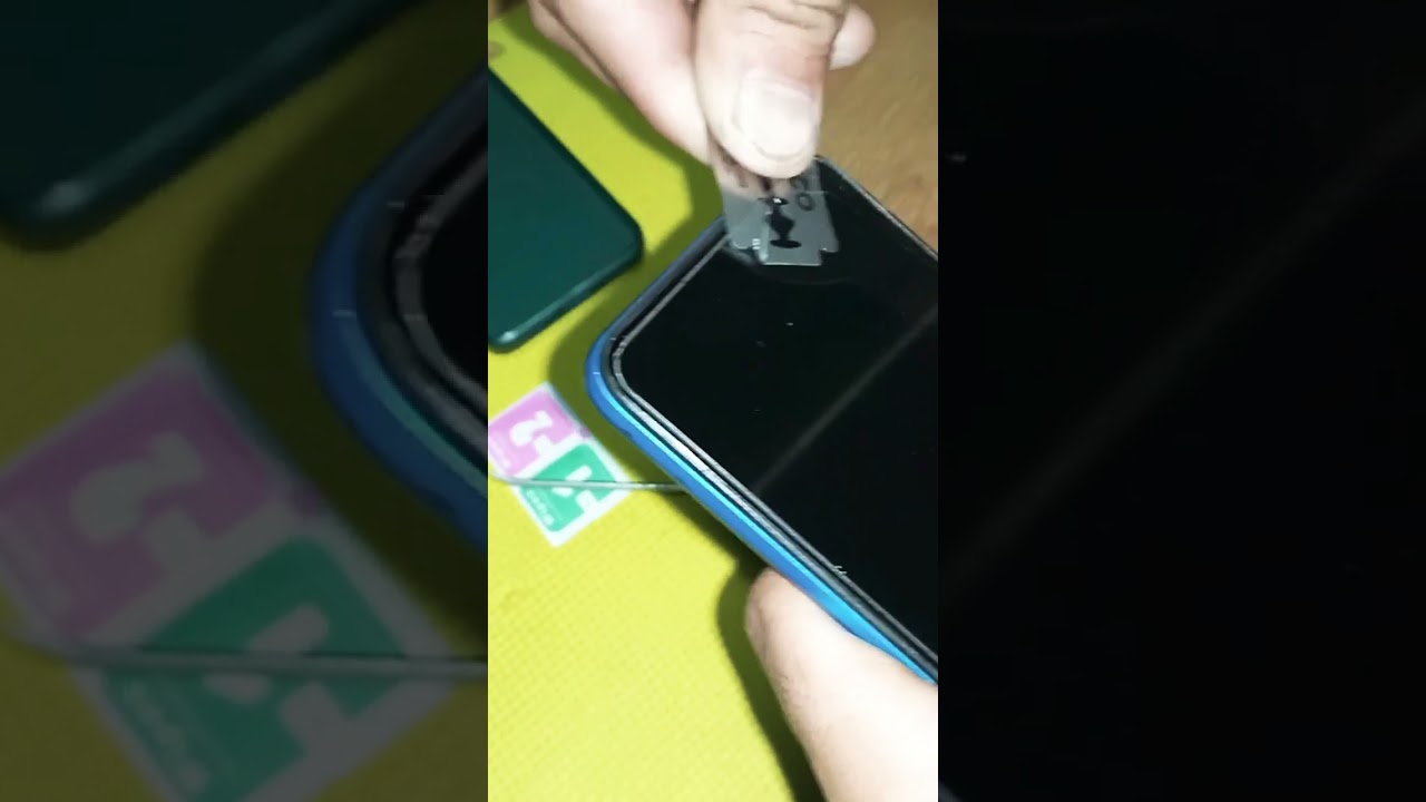 how to remove super sticky tempered glass