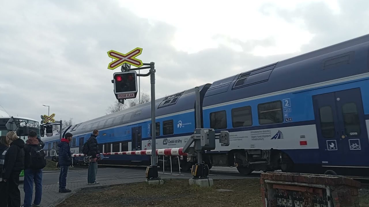 Železniční přejezd Frýdek-Místek 1 P7408
