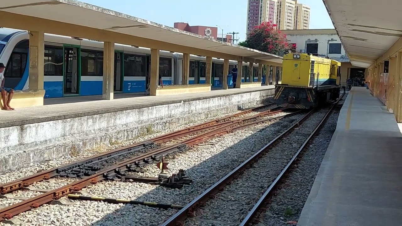 Locomotiva Alco RS-8 6013 realizando manobra. #cbtunatal #cbtu #alcors8 #locomotiva locomotiva