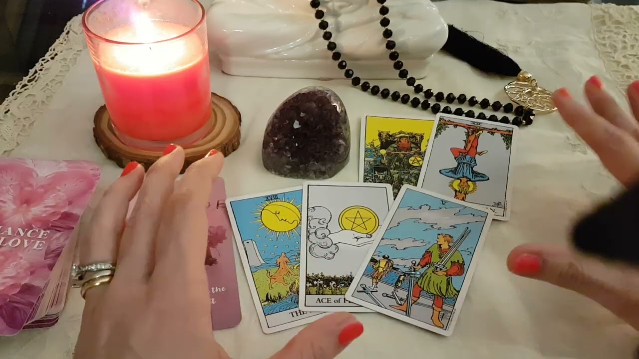 QUALI SARANNO LE SUE PROSSIME MOSSE? - Tarocchi interattivi amore