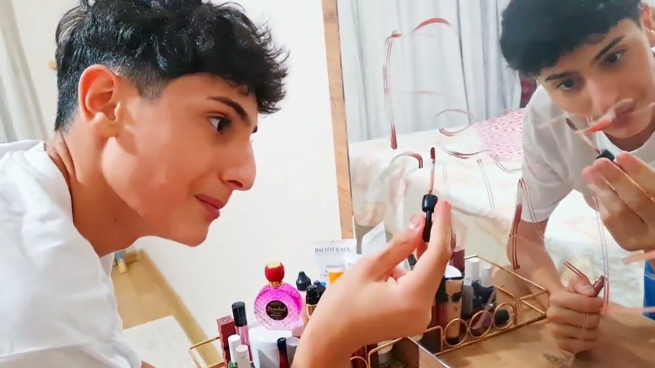 شعبان خرب البيت 😱 عمل شغلات غريبه😰