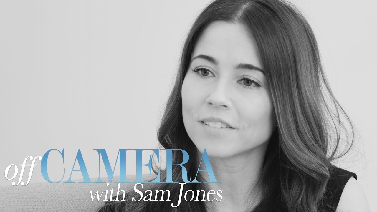 'Freaks and Geeks' Star Linda Cardellini Played a High School Student at 24