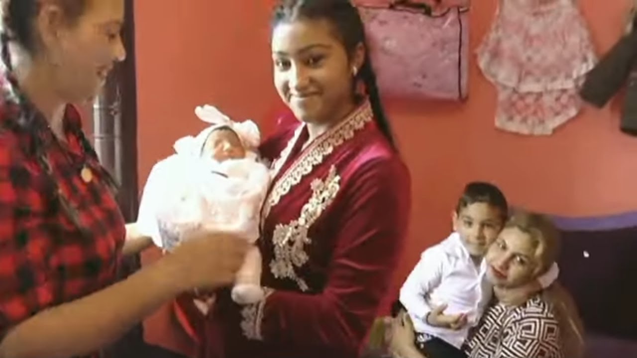 Welcome new baby at home | Baby Mahreen Videos: 43