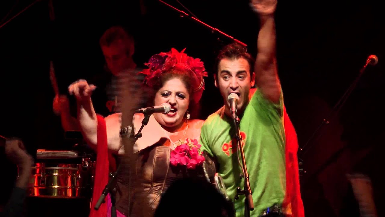 Adrenalina (salsa ska) - Ocho y Media live in Paris (Ermitage) - july 2011
