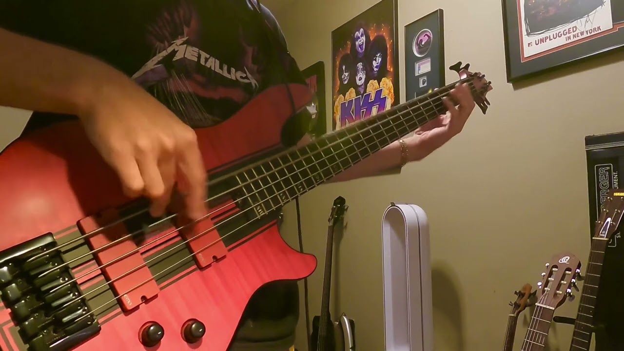 10 Great Metallica Basslines