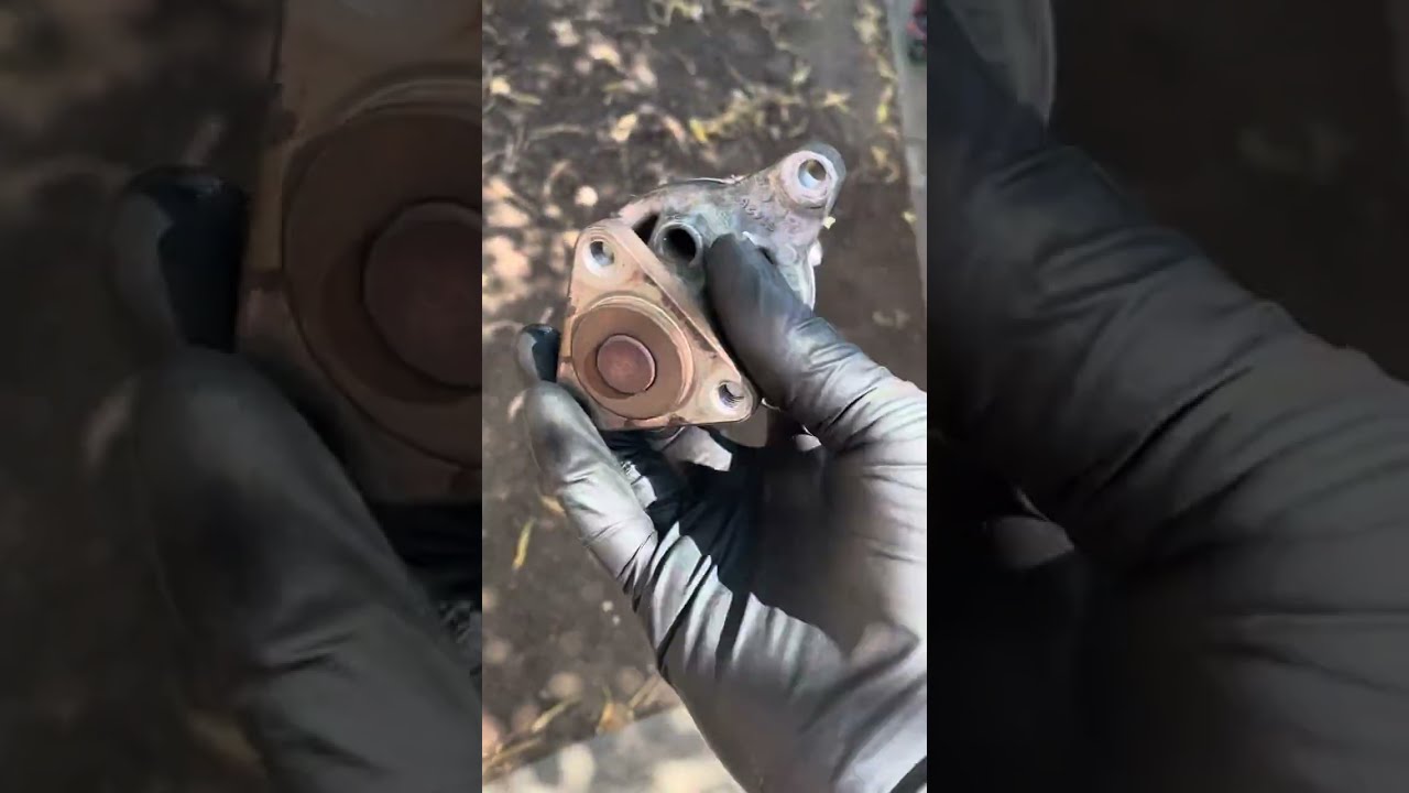 2010 Mazda 3 2.5 L. Water pump and belt replacement