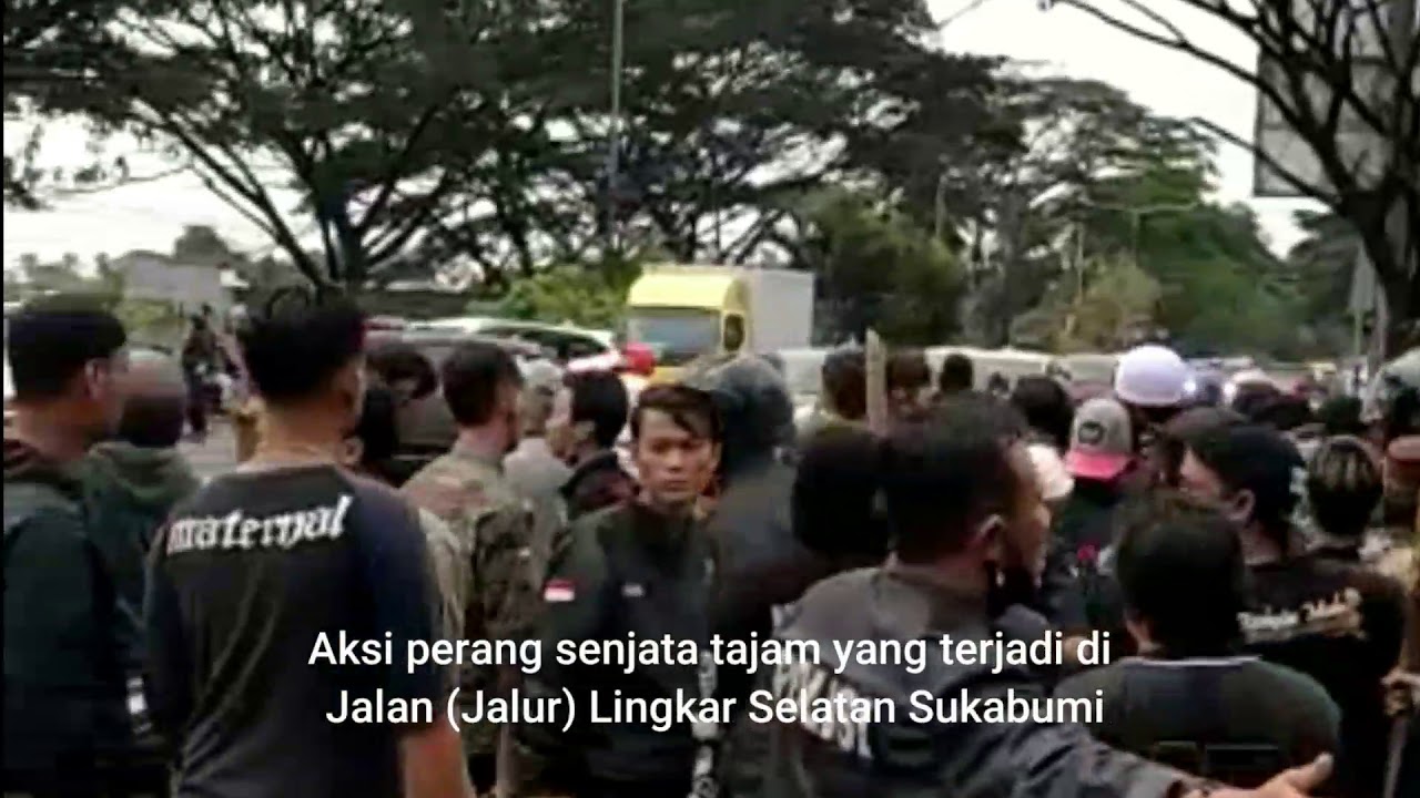 Perang senjata tajam - Bentrokan ormas di Sukabumi.  SAPUJAGAT vs BPPKB